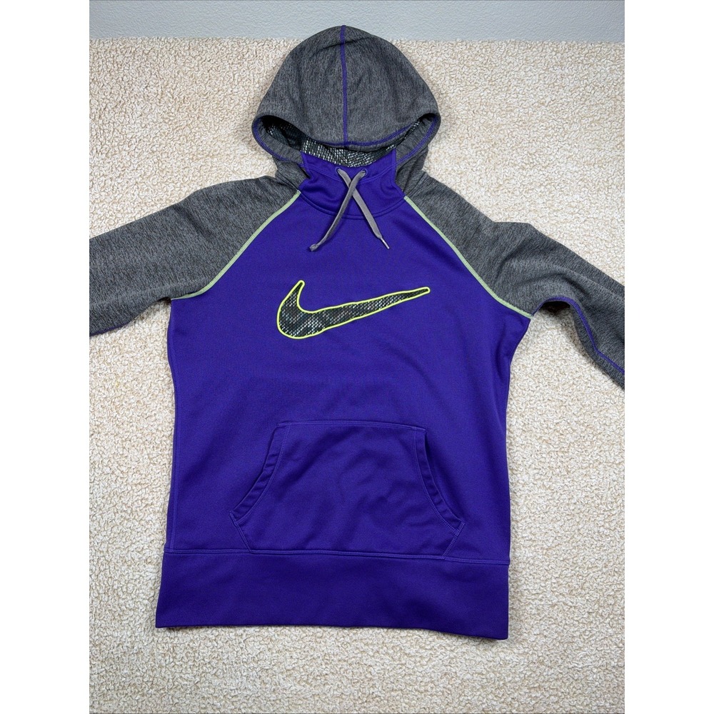Nike Therma-FIT Hoodie Womens Medium Purple Gray Swoosh Pullover Sweatshirt
